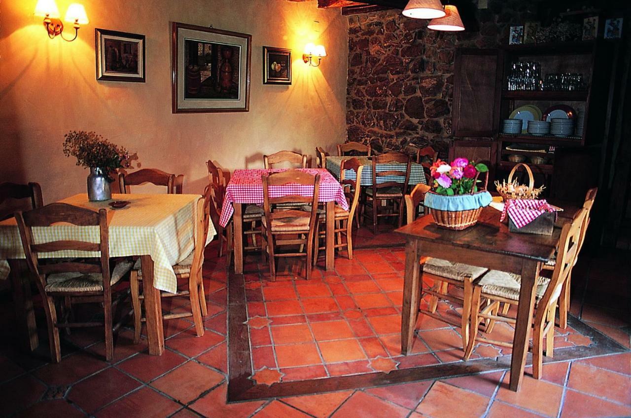 Posada La Trebede Perrozo エクステリア 写真